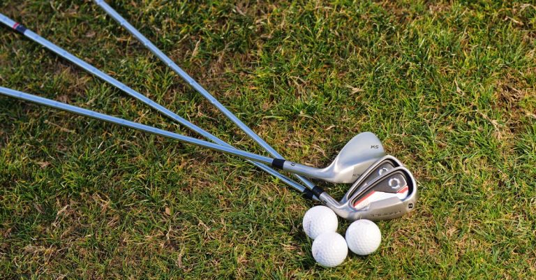 Quels sont les accessoires indispensables pour les golfeurs ?