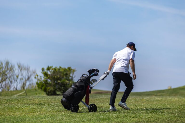 Le golf est-il bénéfique pour la santé des seniors ?